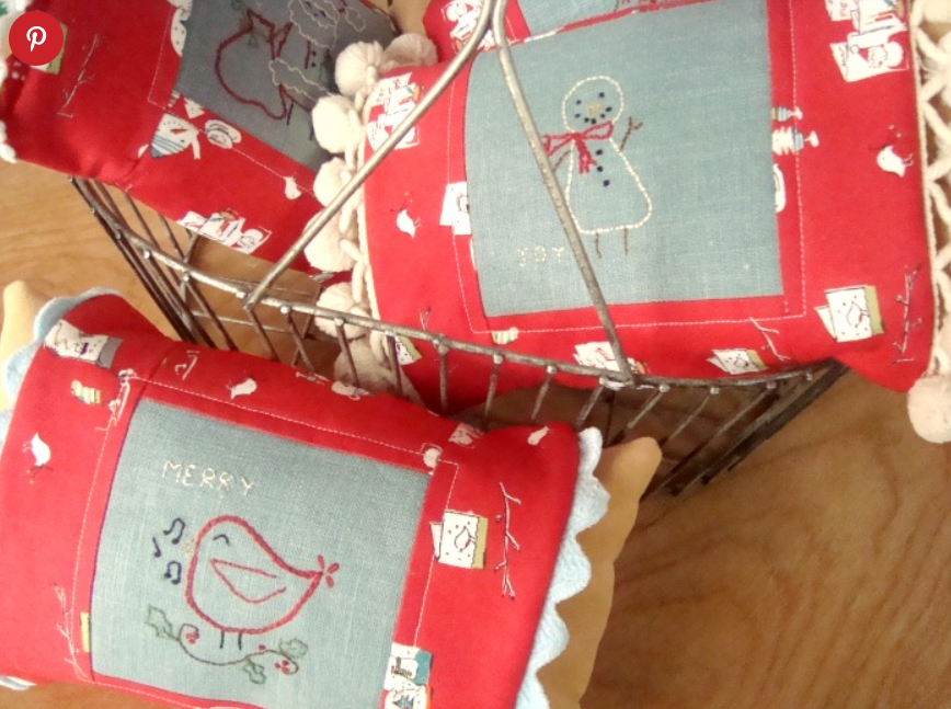 Christmas Embroidery Pillows - pdf pattern