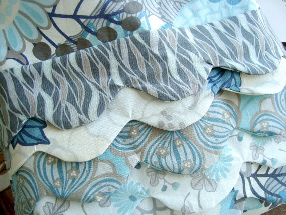 Scallop Messenger Bag