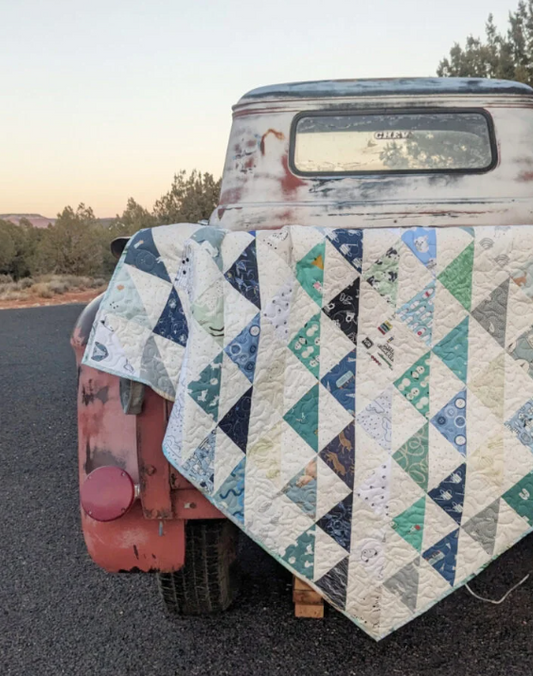 Eye Spy Baby Quilt - pdf pattern