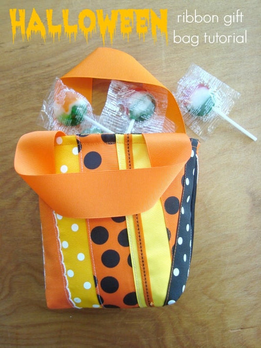 Treat bag with ribbon - pdf pattern