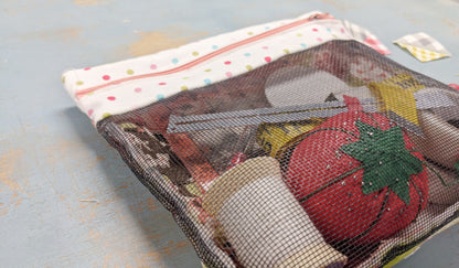 Zipper Project Bag with Quilt Blocks - pdf tutorial